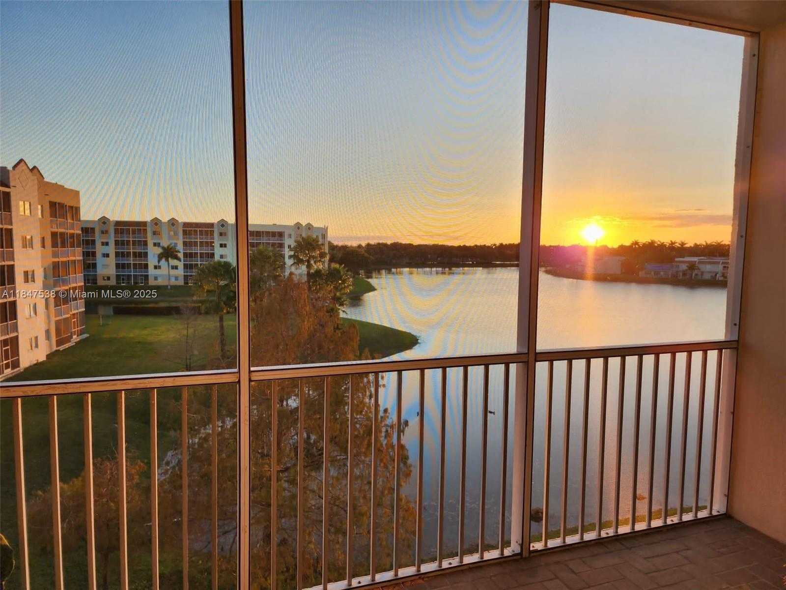 Small Image of 10730 NORTH WEST 66TH ST #401, Doral Number 11