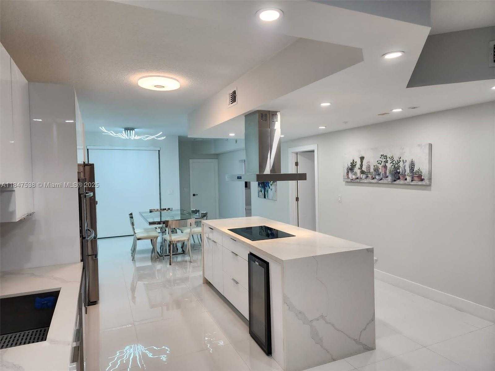 Small Image of 10730 NORTH WEST 66TH ST #401, Doral Number 3