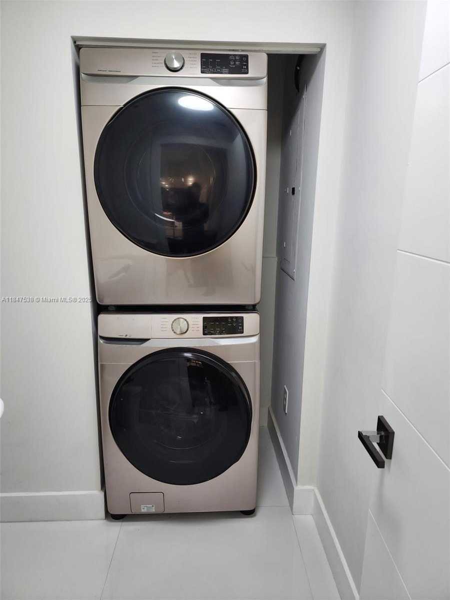 Small Image of 10730 NORTH WEST 66TH ST #401, Doral Number 33