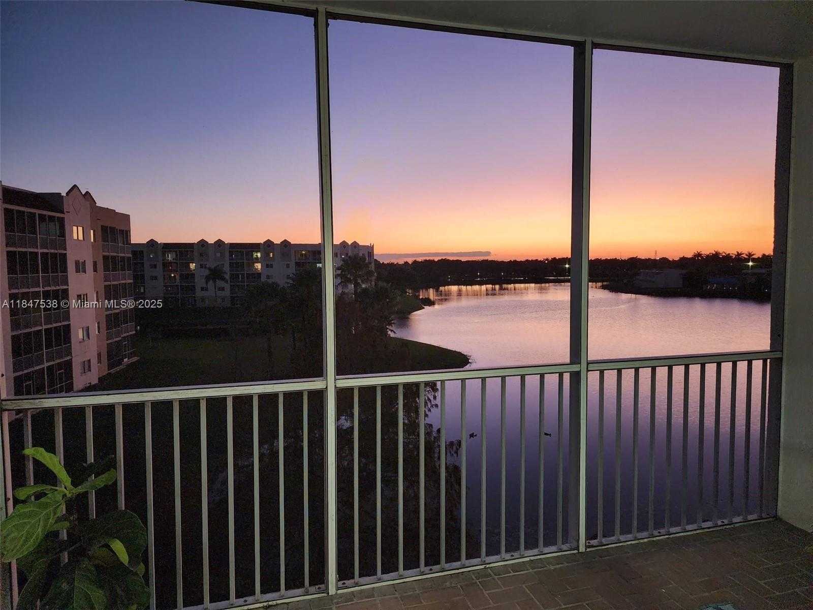 Small Image of 10730 NORTH WEST 66TH ST #401, Doral Number 34