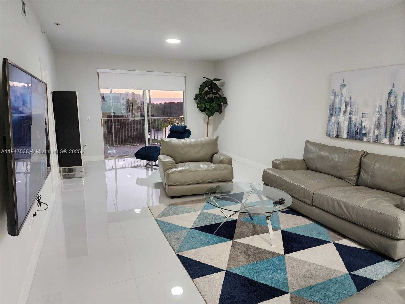 Small Image of 10730 NORTH WEST 66TH ST #401, Doral Number 7