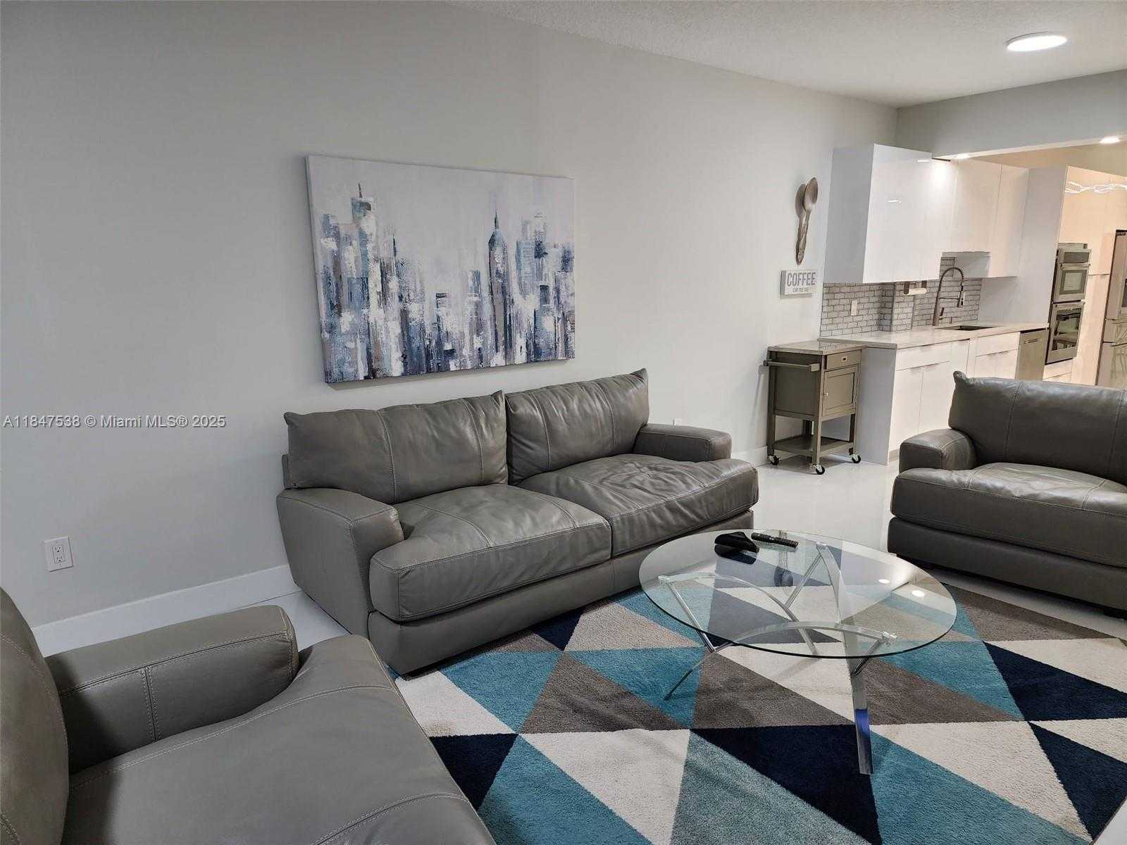Small Image of 10730 NORTH WEST 66TH ST #401, Doral Number 8