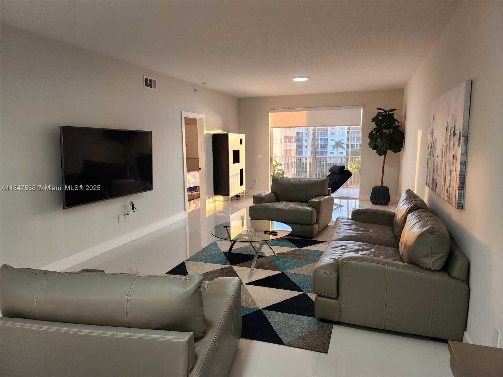 Small Image of 10730 NORTH WEST 66TH ST #401, Doral Number 9
