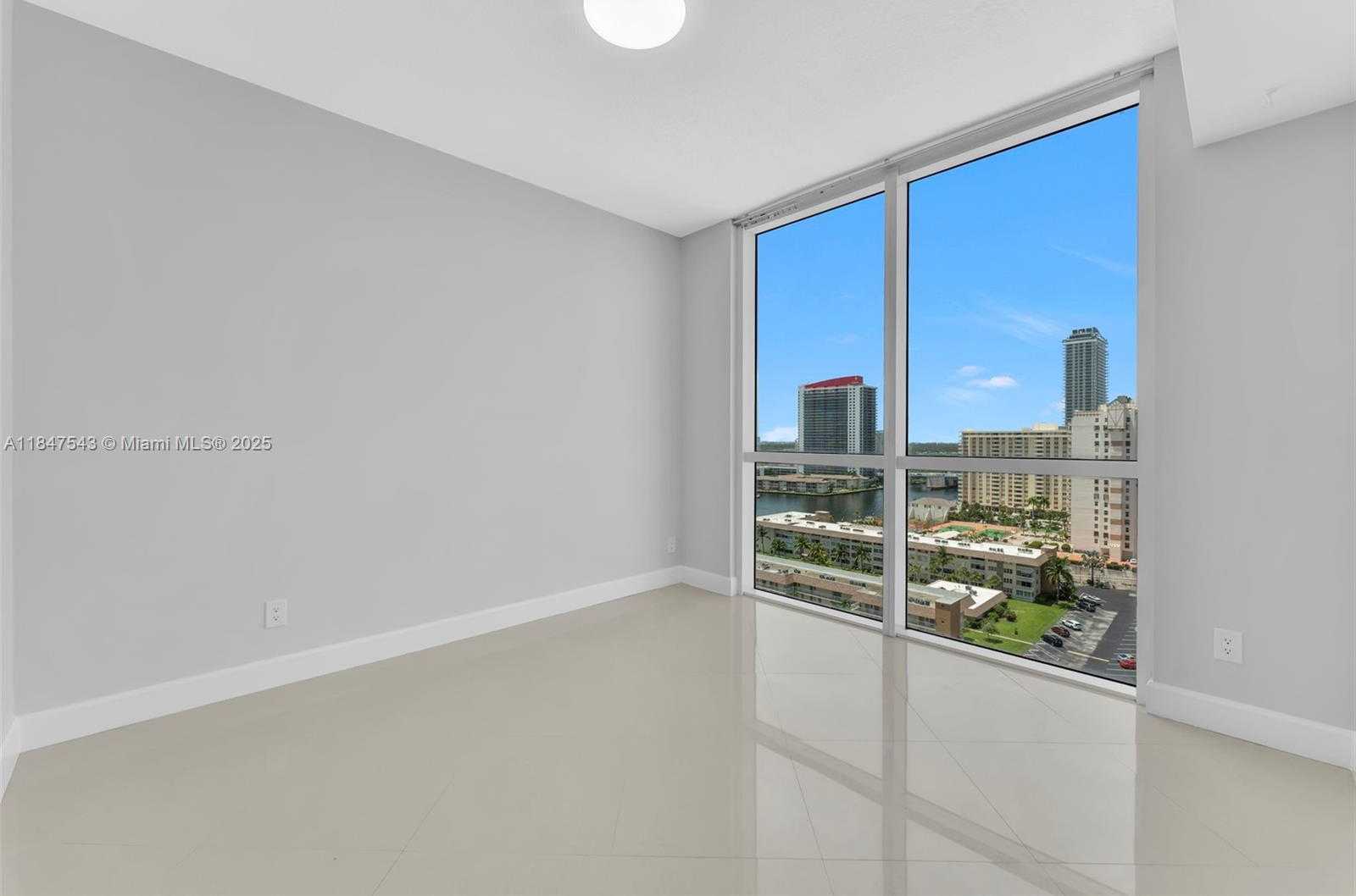 Small Image of 1945 SOUTH OCEAN DR #1512, Hallandale Beach Number 10