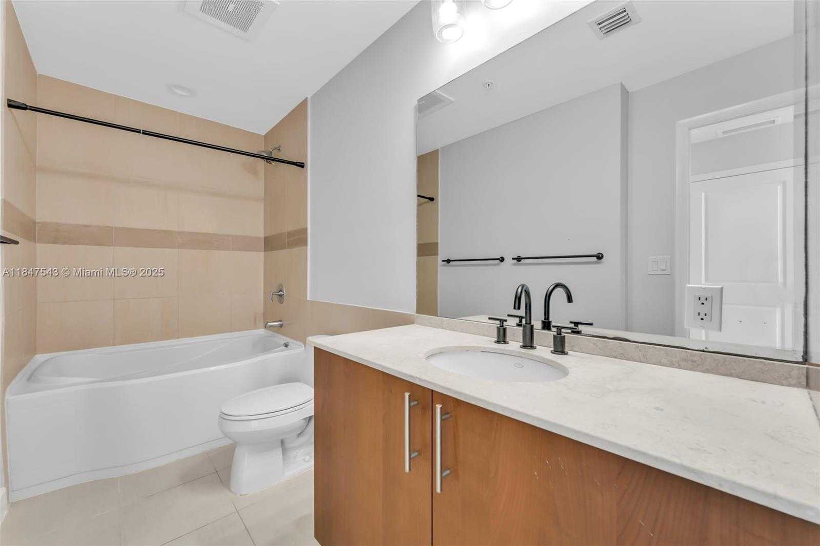 Small Image of 1945 SOUTH OCEAN DR #1512, Hallandale Beach Number 13