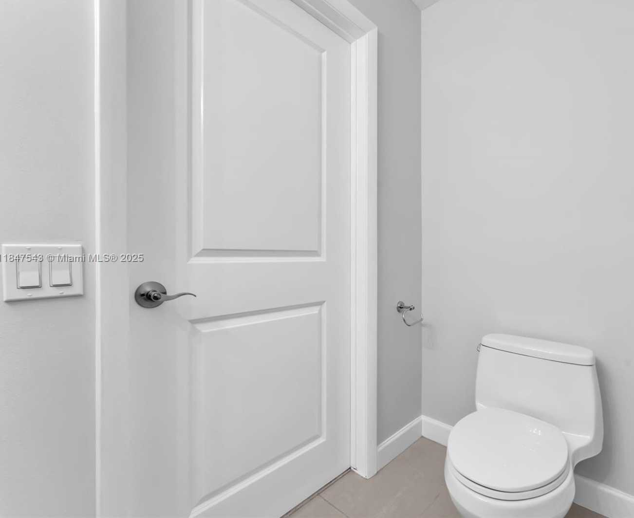 Small Image of 1945 SOUTH OCEAN DR #1512, Hallandale Beach Number 17