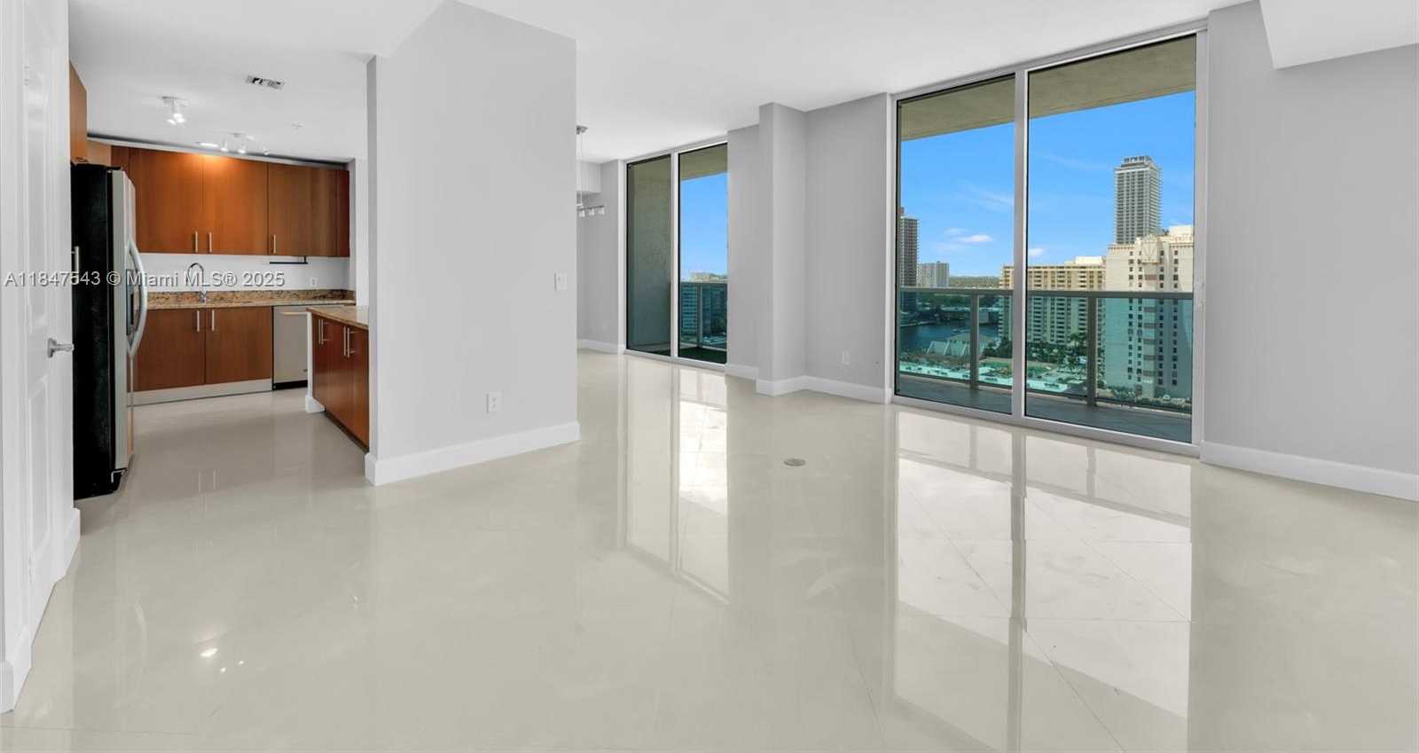 Small Image of 1945 SOUTH OCEAN DR #1512, Hallandale Beach Number 3