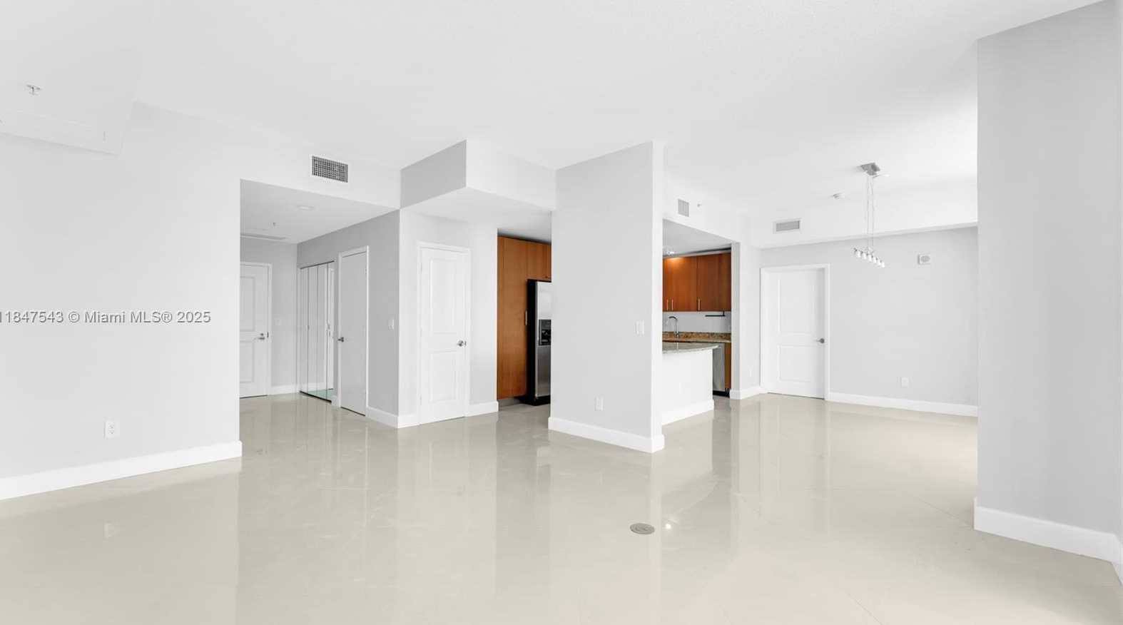 Small Image of 1945 SOUTH OCEAN DR #1512, Hallandale Beach Number 4