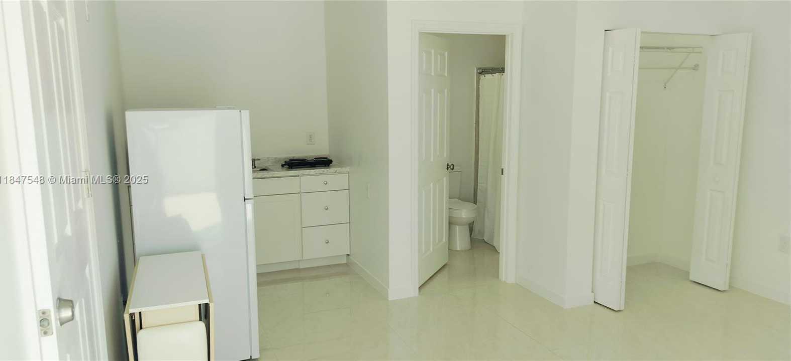 Small Image of 14552 SOUTH WEST 158TH CT #01, Miami Number 10