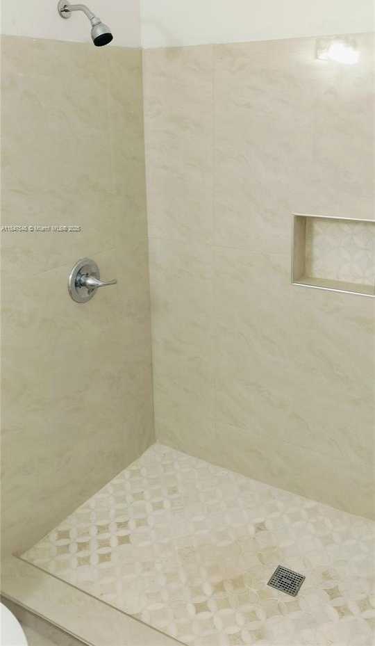 Small Image of 14552 SOUTH WEST 158TH CT #01, Miami Number 13