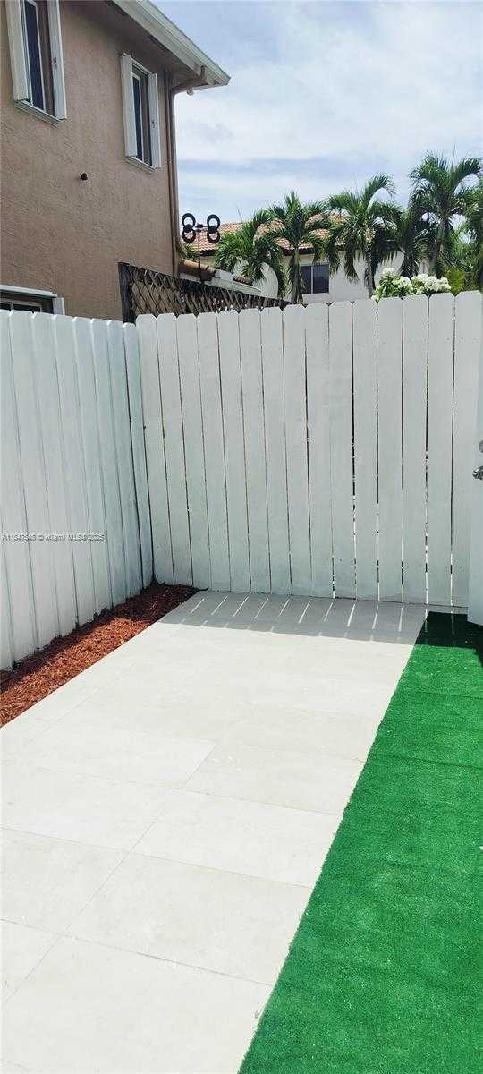 Small Image of 14552 SOUTH WEST 158TH CT #01, Miami Number 2