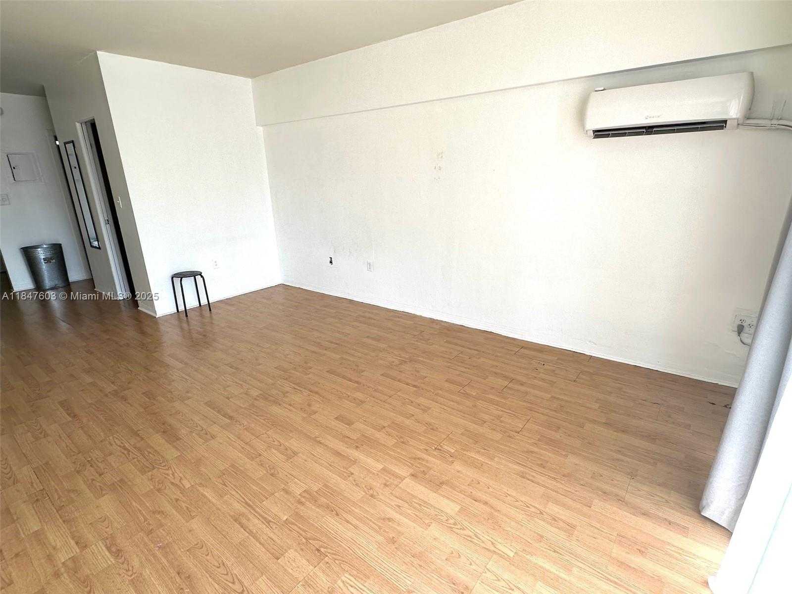 Small Image of 1400 PENNSYLVANIA AVE #33, Miami Beach Number 11
