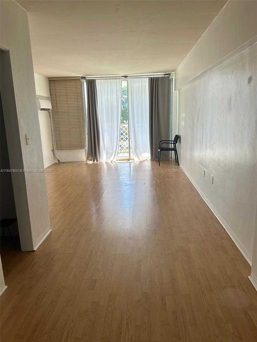 Small Image of 1400 PENNSYLVANIA AVE #33, Miami Beach Number 8