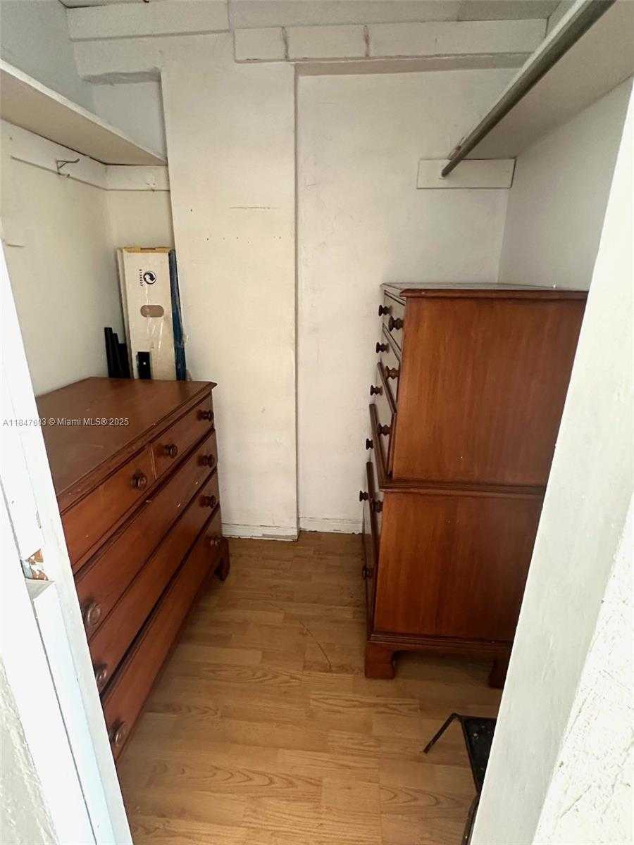 Small Image of 1400 PENNSYLVANIA AVE #33, Miami Beach Number 9