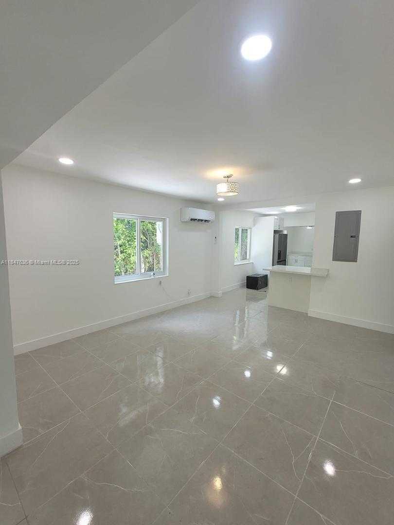 Small Image of 2823 POLK, Hollywood Number 4