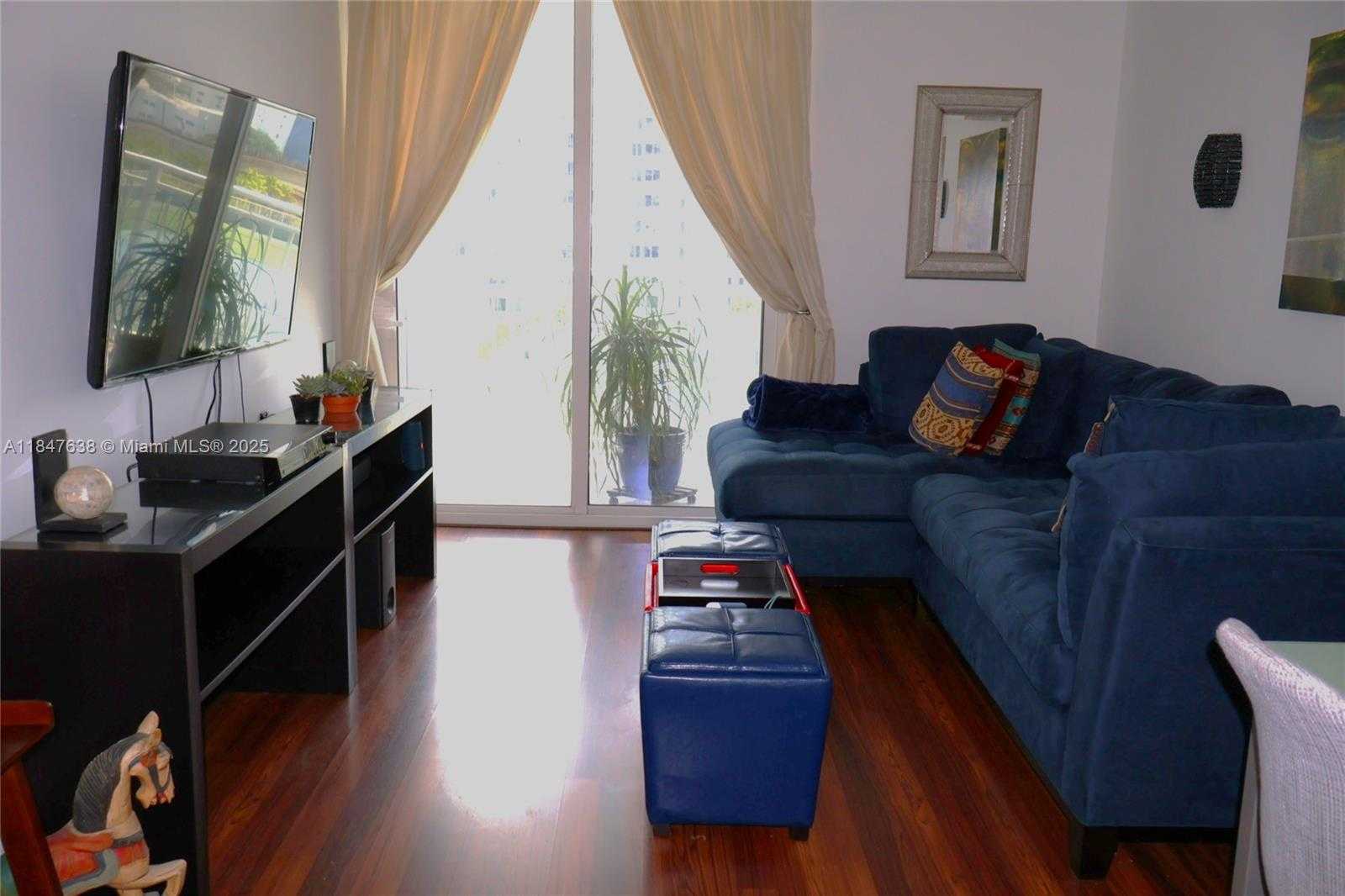 Small Image of 800 NORTH MIAMI AVE #E-910, Miami Number 16