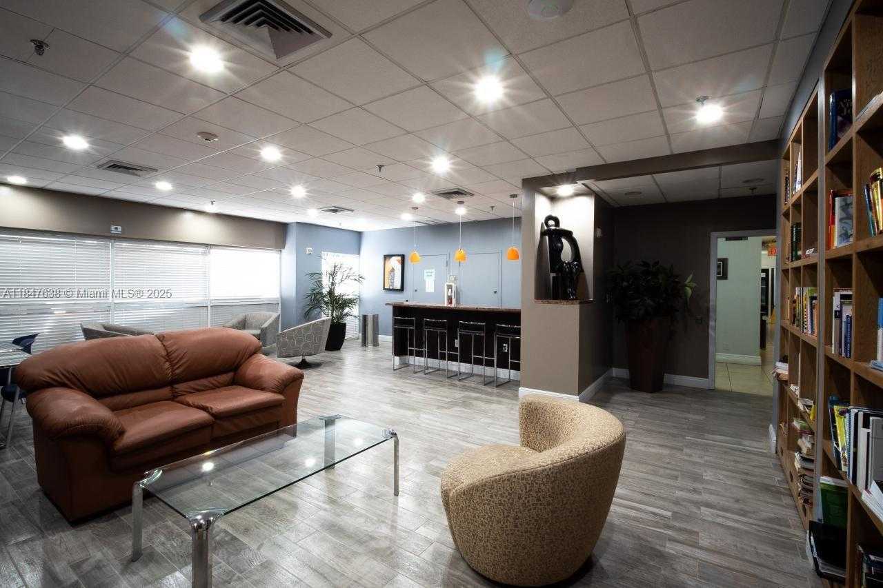Small Image of 800 NORTH MIAMI AVE #E-910, Miami Number 4