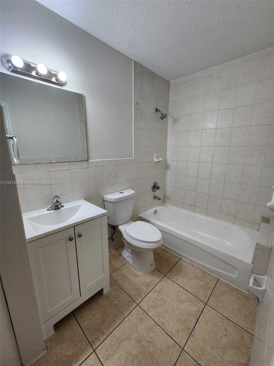 Small Image of 2185 NORTH WEST 16 TERR #3, Miami Number 4
