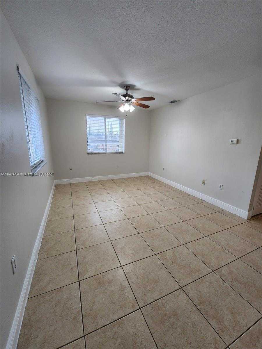 Small Image of 2185 NORTH WEST 16 TERR #3, Miami Number 5