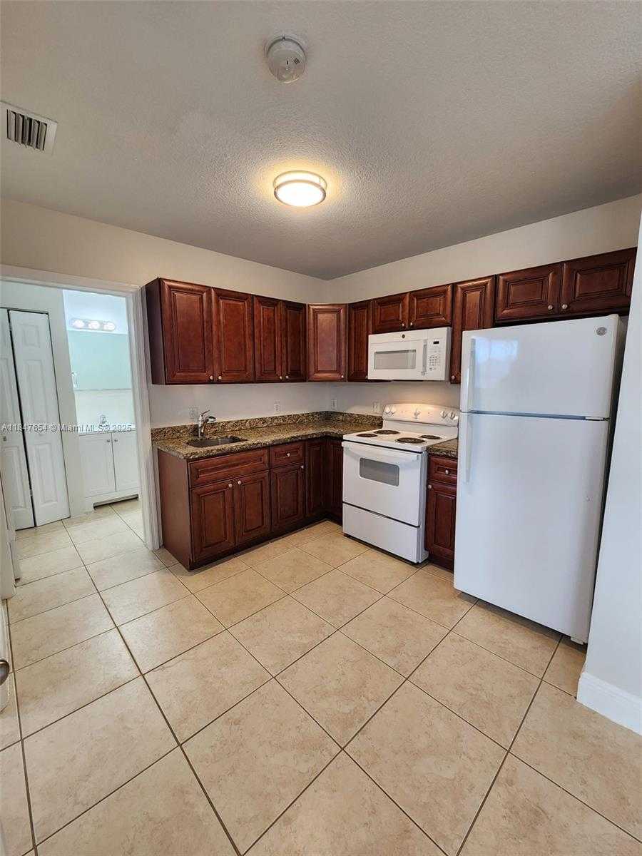 Small Image of 2185 NORTH WEST 16 TERR #3, Miami Number 6
