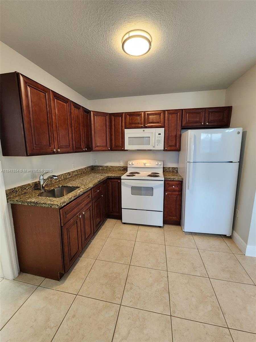 Small Image of 2185 NORTH WEST 16 TERR #3, Miami Number 7