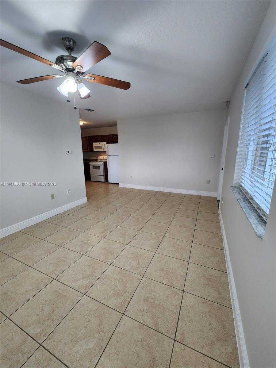 Small Image of 2185 NORTH WEST 16 TERR #3, Miami Number 8