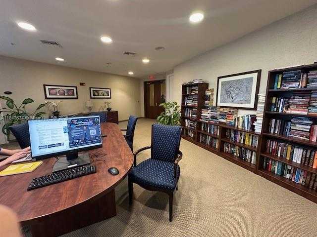 Small Image of 19501 WEST COUNTRY CLUB DR #1712, Aventura Number 20