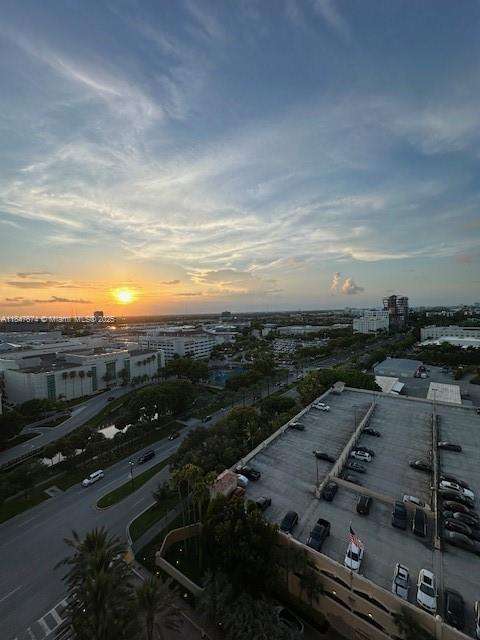 Small Image of 19501 WEST COUNTRY CLUB DR #1712, Aventura Number 23