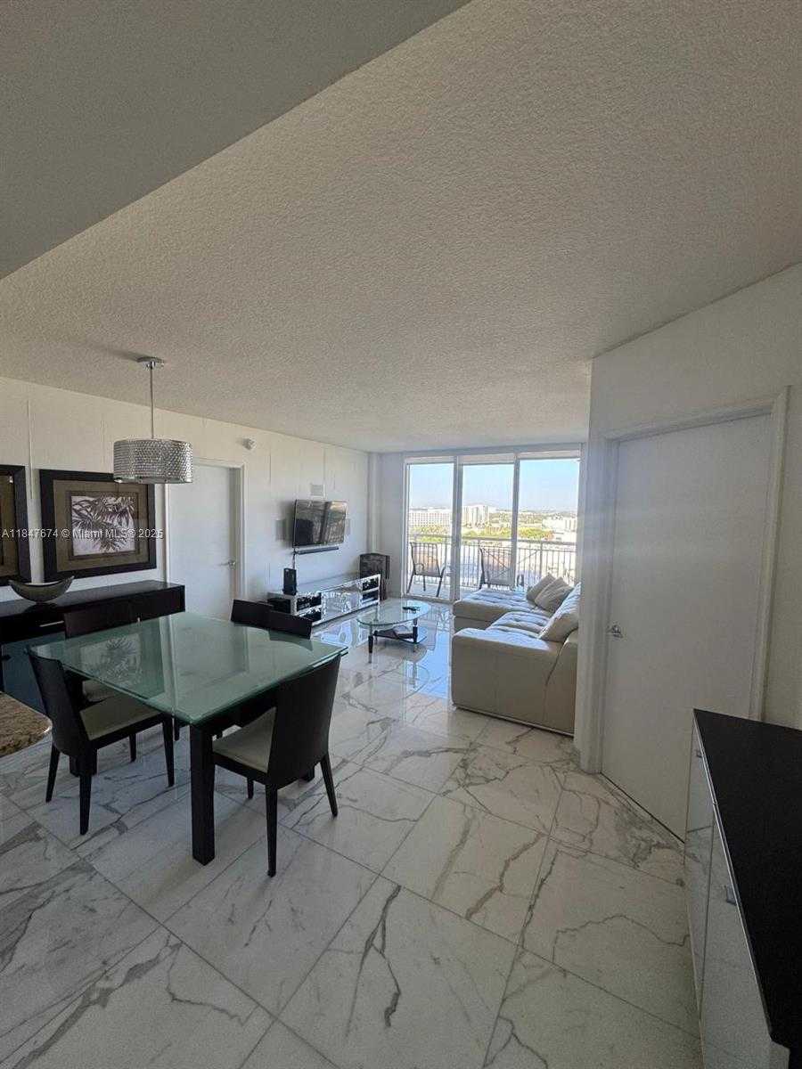 Small Image of 19501 WEST COUNTRY CLUB DR #1712, Aventura Number 25