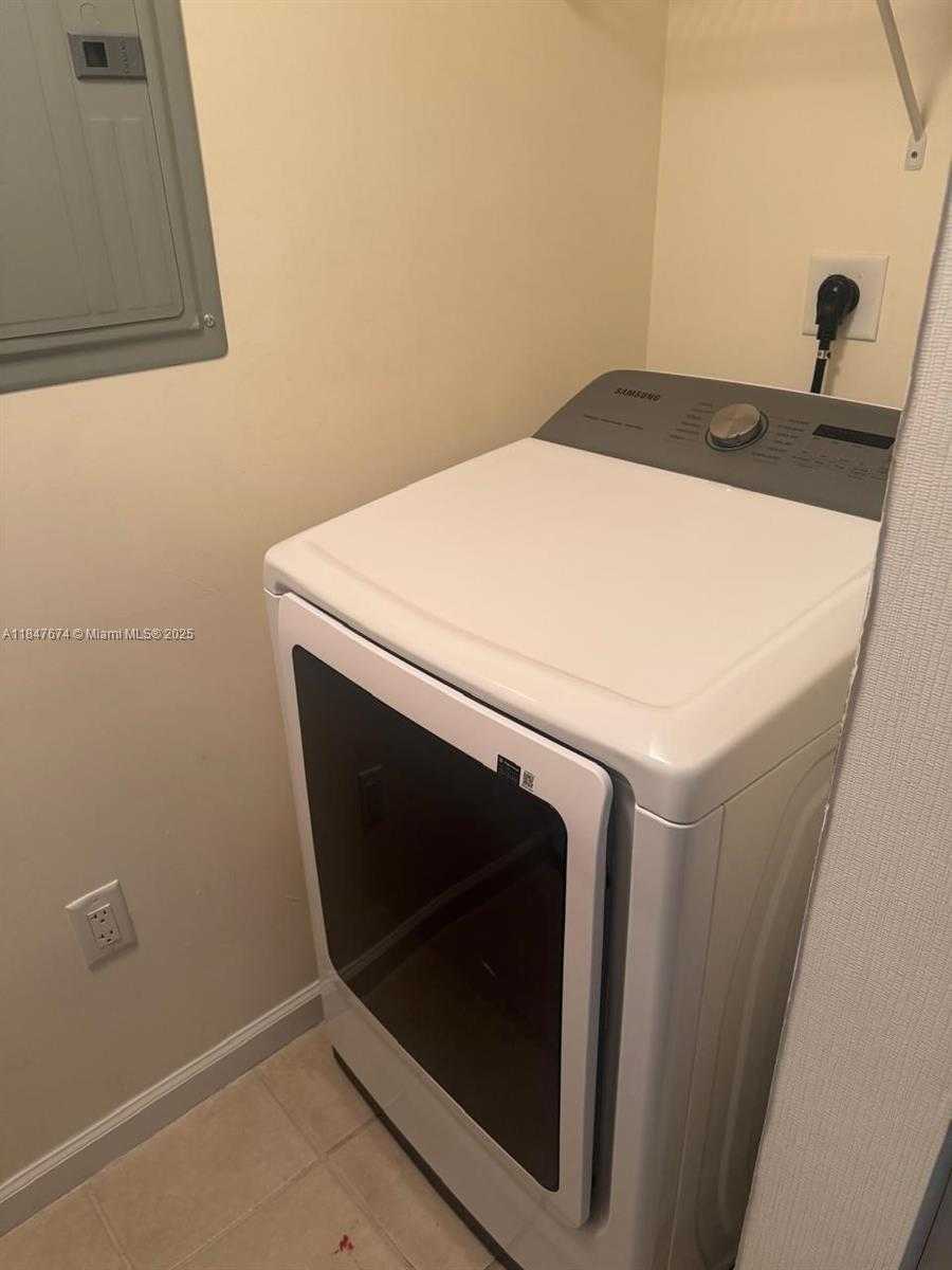 Small Image of 19501 WEST COUNTRY CLUB DR #1712, Aventura Number 28