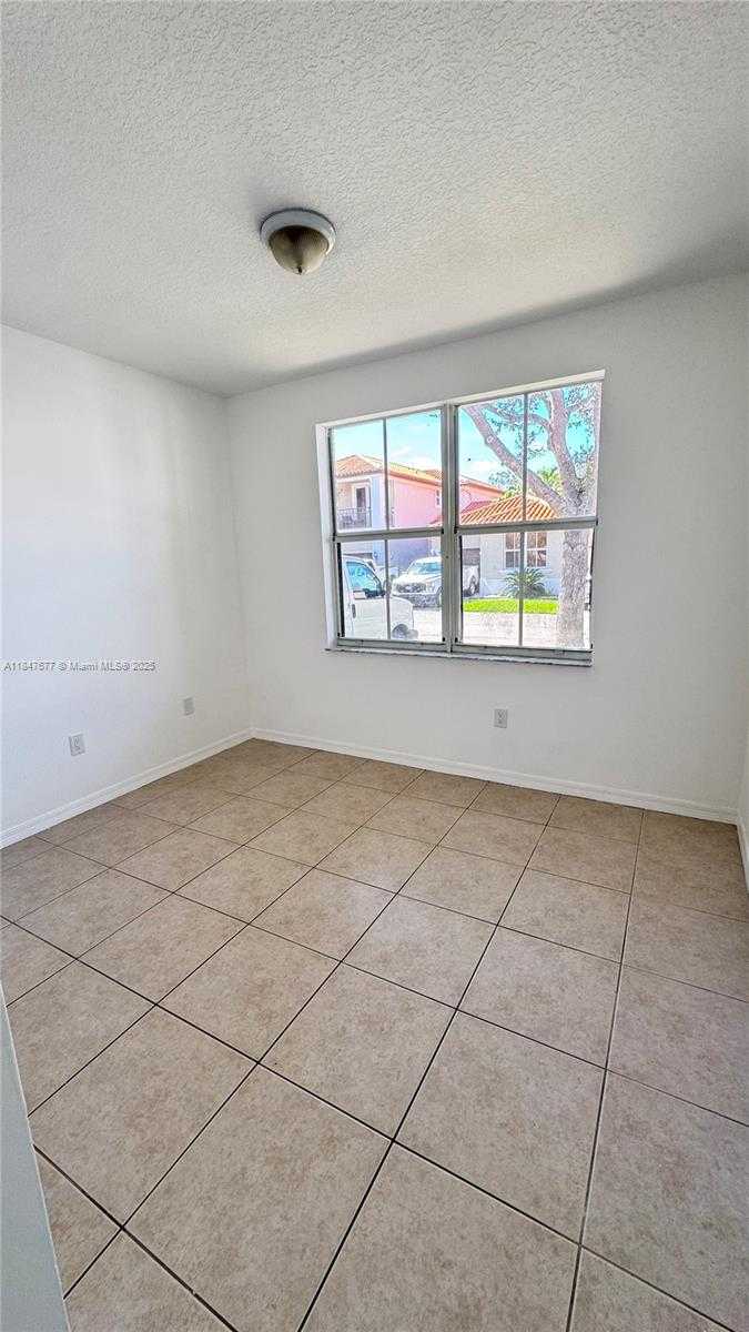 Small Image of 8337 NORTH WEST 142ND ST #8337, Miami Lakes Number 17
