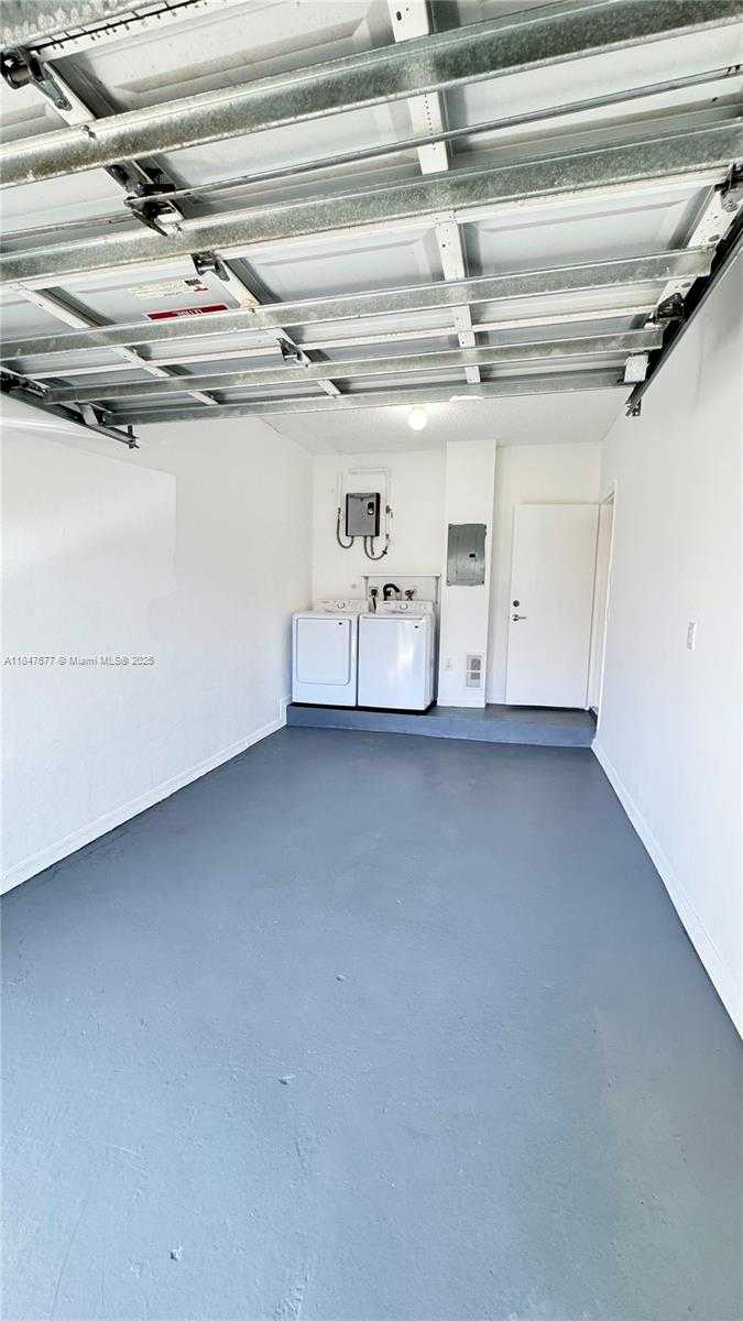 Small Image of 8337 NORTH WEST 142ND ST #8337, Miami Lakes Number 31