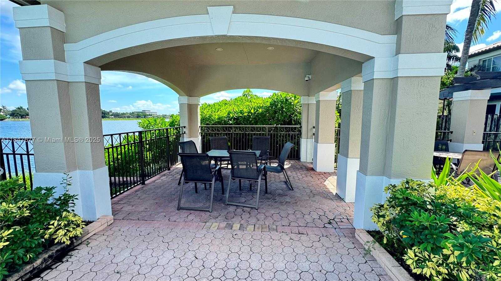 Small Image of 8337 NORTH WEST 142ND ST #8337, Miami Lakes Number 38