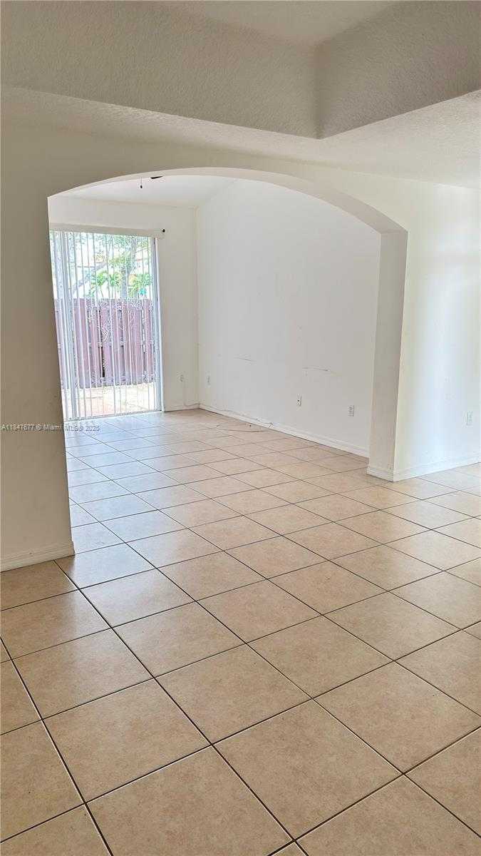 Small Image of 8337 NORTH WEST 142ND ST #8337, Miami Lakes Number 5