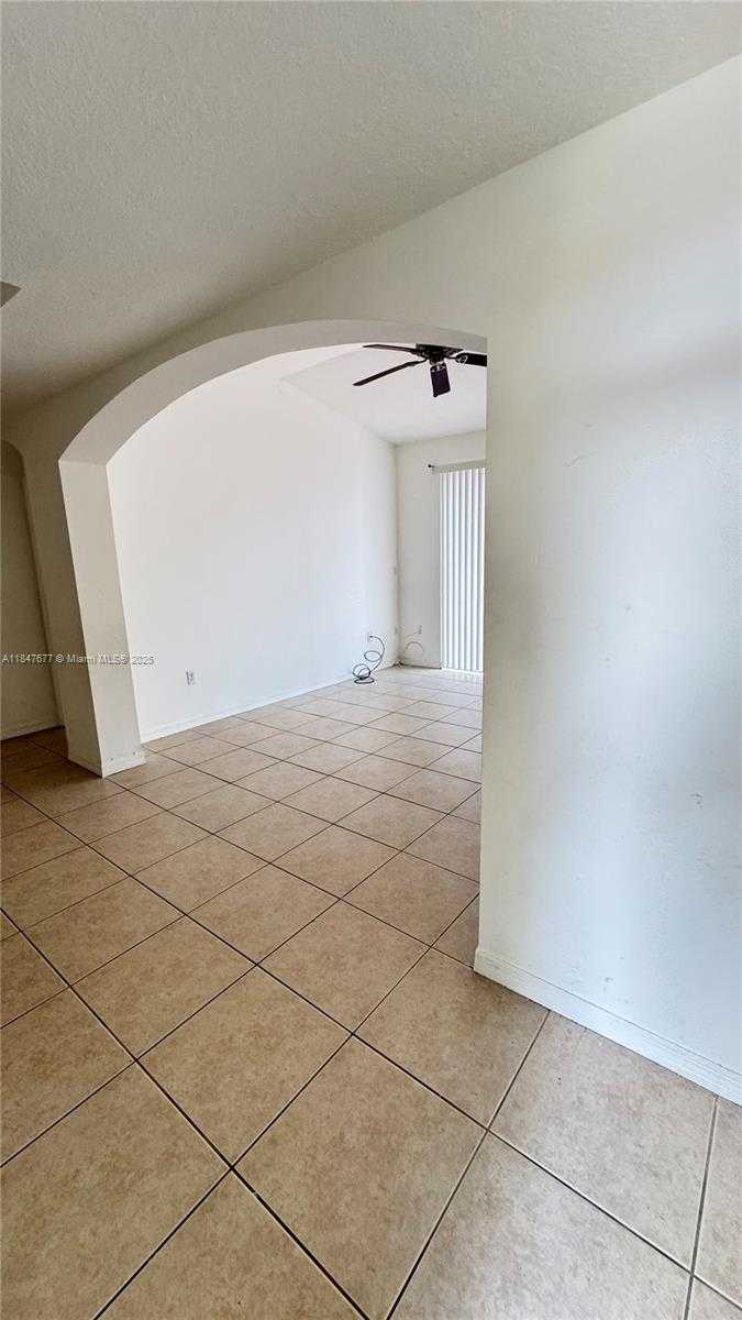 Small Image of 8337 NORTH WEST 142ND ST #8337, Miami Lakes Number 7