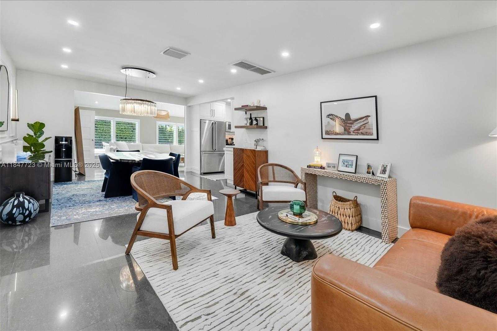 Small Image of 7720 MINDELLO STREET, Coral Gables Number 6