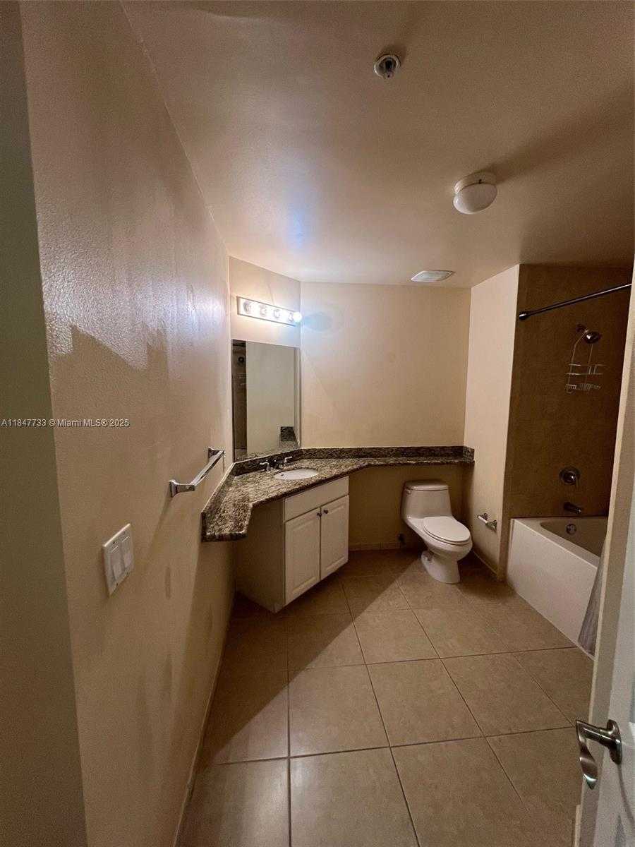 Small Image of 3001 NORTH EAST 185TH ST #218, Aventura Number 19