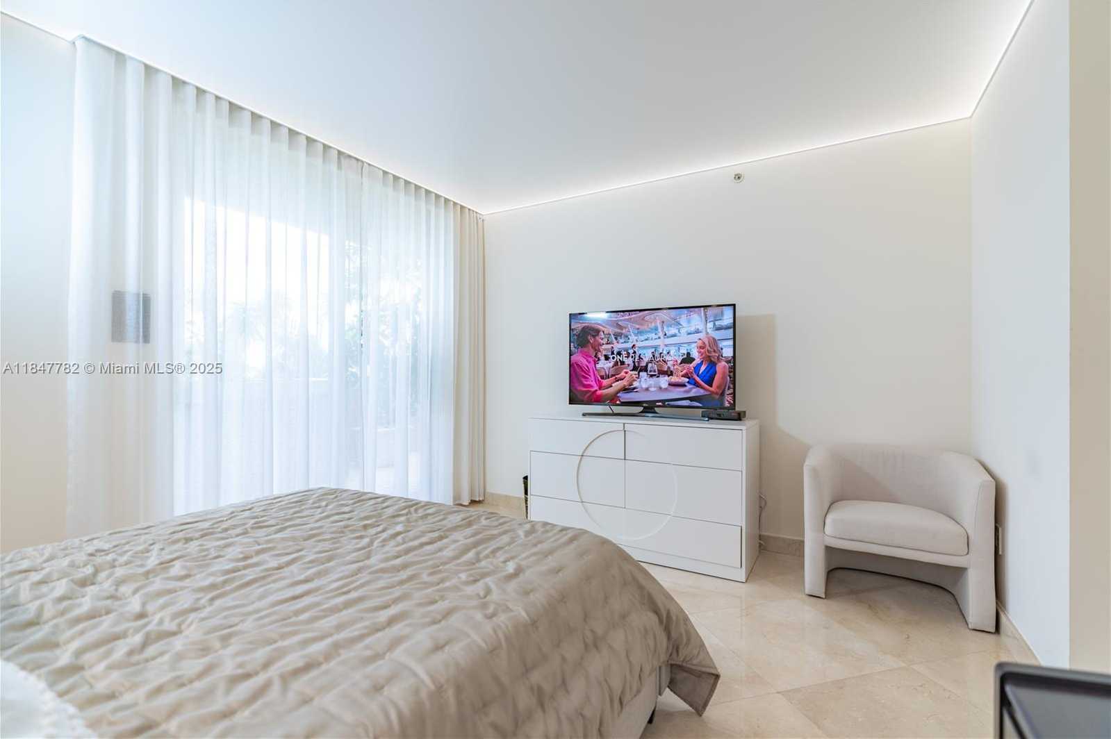 Small Image of 17555 ATLANTIC BLVD #508, Sunny Isles Beach Number 21