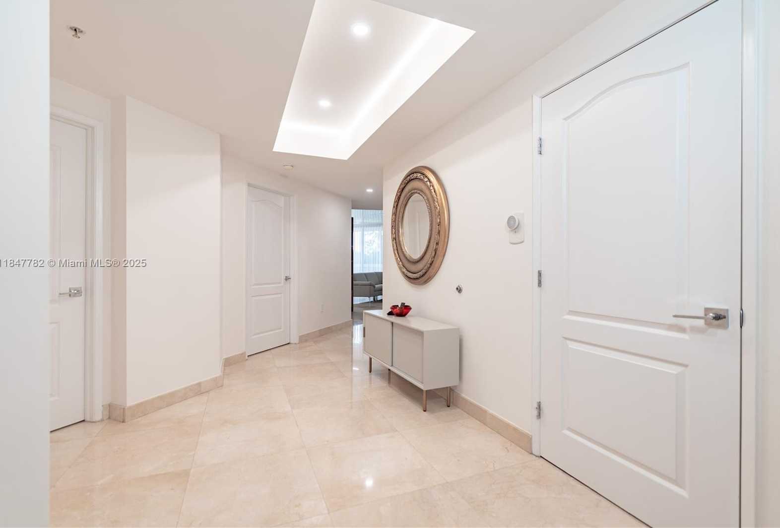 Small Image of 17555 ATLANTIC BLVD #508, Sunny Isles Beach Number 31