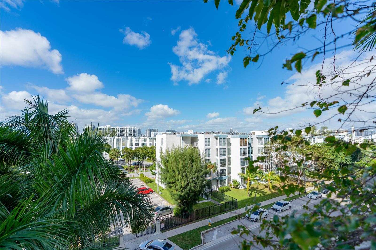 Small Image of 17555 ATLANTIC BLVD #508, Sunny Isles Beach Number 45
