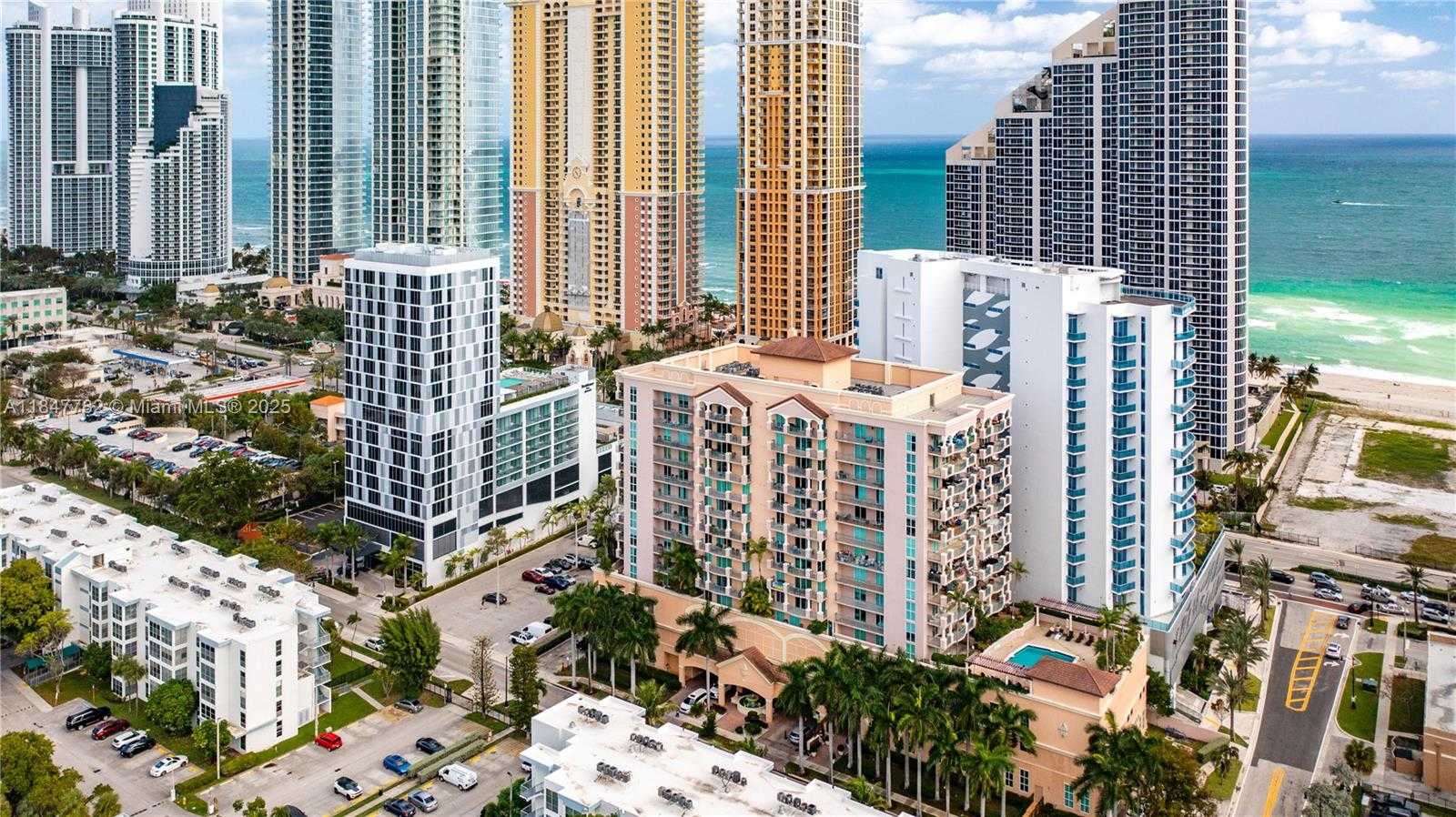 Small Image of 17555 ATLANTIC BLVD #508, Sunny Isles Beach Number 47