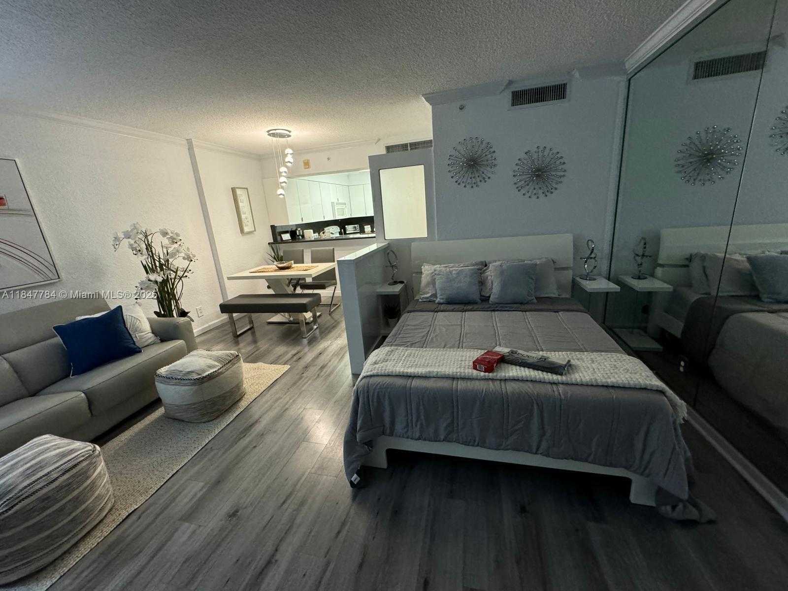 Small Image of 2501 SOUTH OCEAN DR #1105, Hollywood Number 4