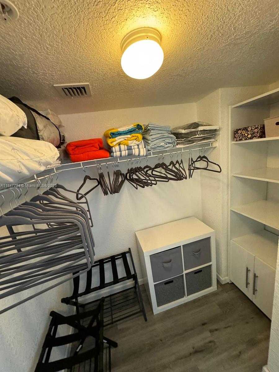 Small Image of 2501 SOUTH OCEAN DR #1105, Hollywood Number 5