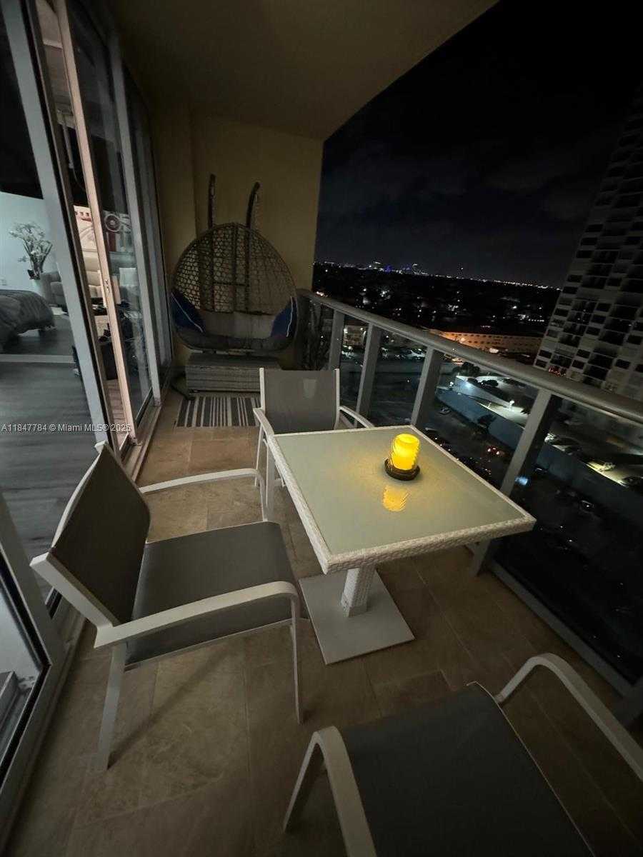 Small Image of 2501 SOUTH OCEAN DR #1105, Hollywood Number 7