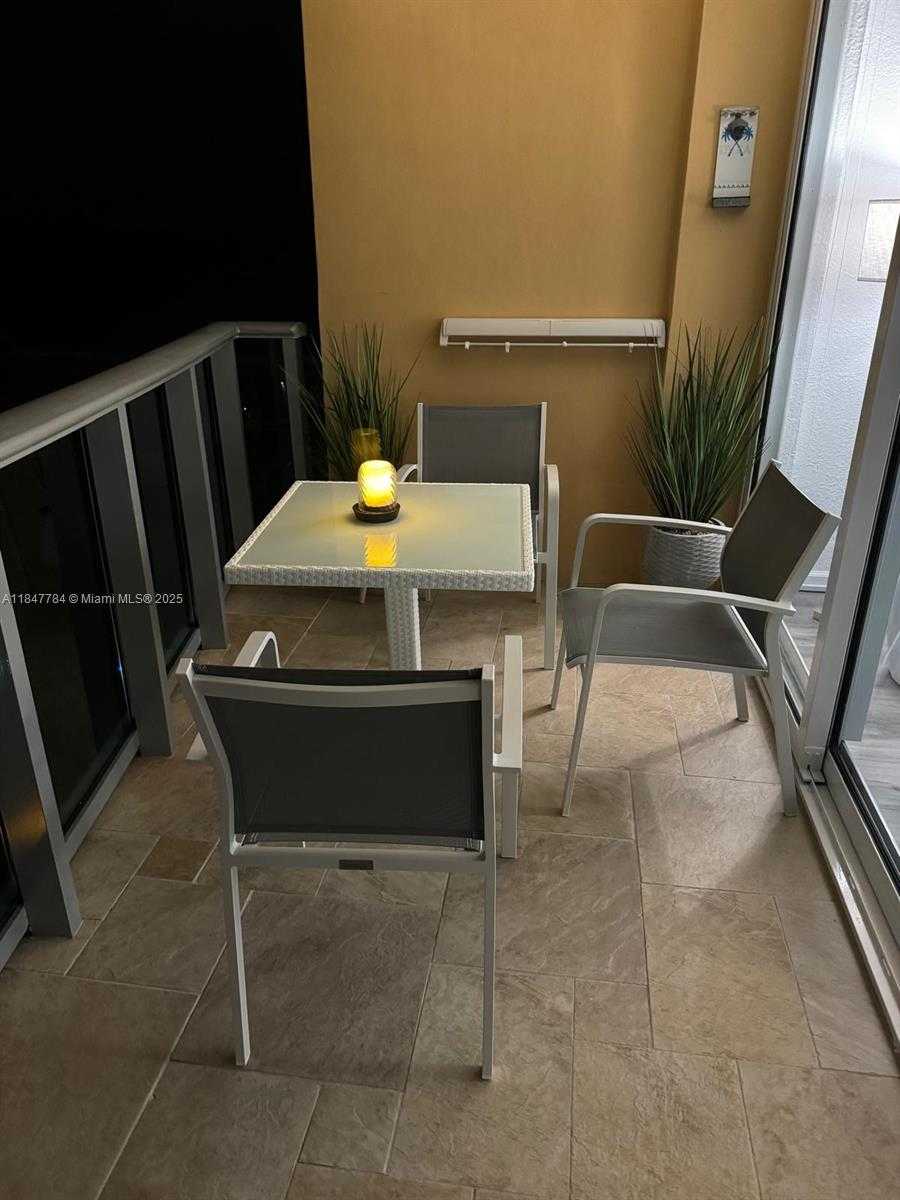 Small Image of 2501 SOUTH OCEAN DR #1105, Hollywood Number 8