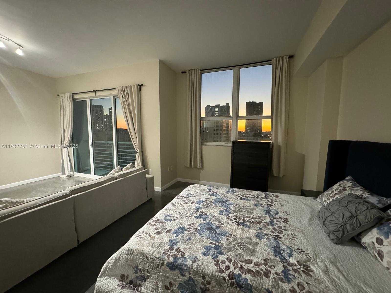 Small Image of 133 NORTH EAST 2ND AVE #1417, Miami Number 5