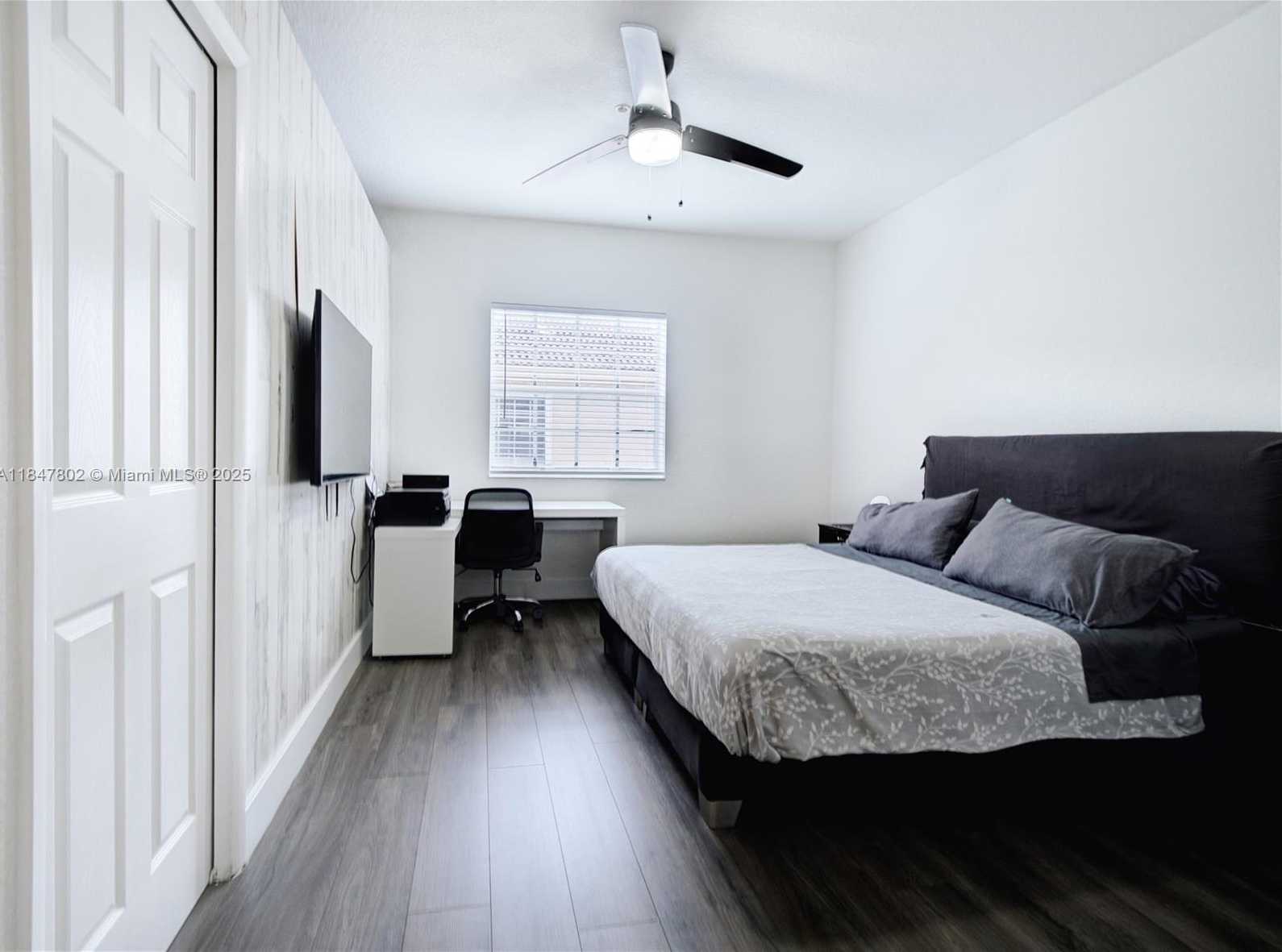 Small Image of 5630 NORTH WEST 114TH PATH #210, Doral Number 17