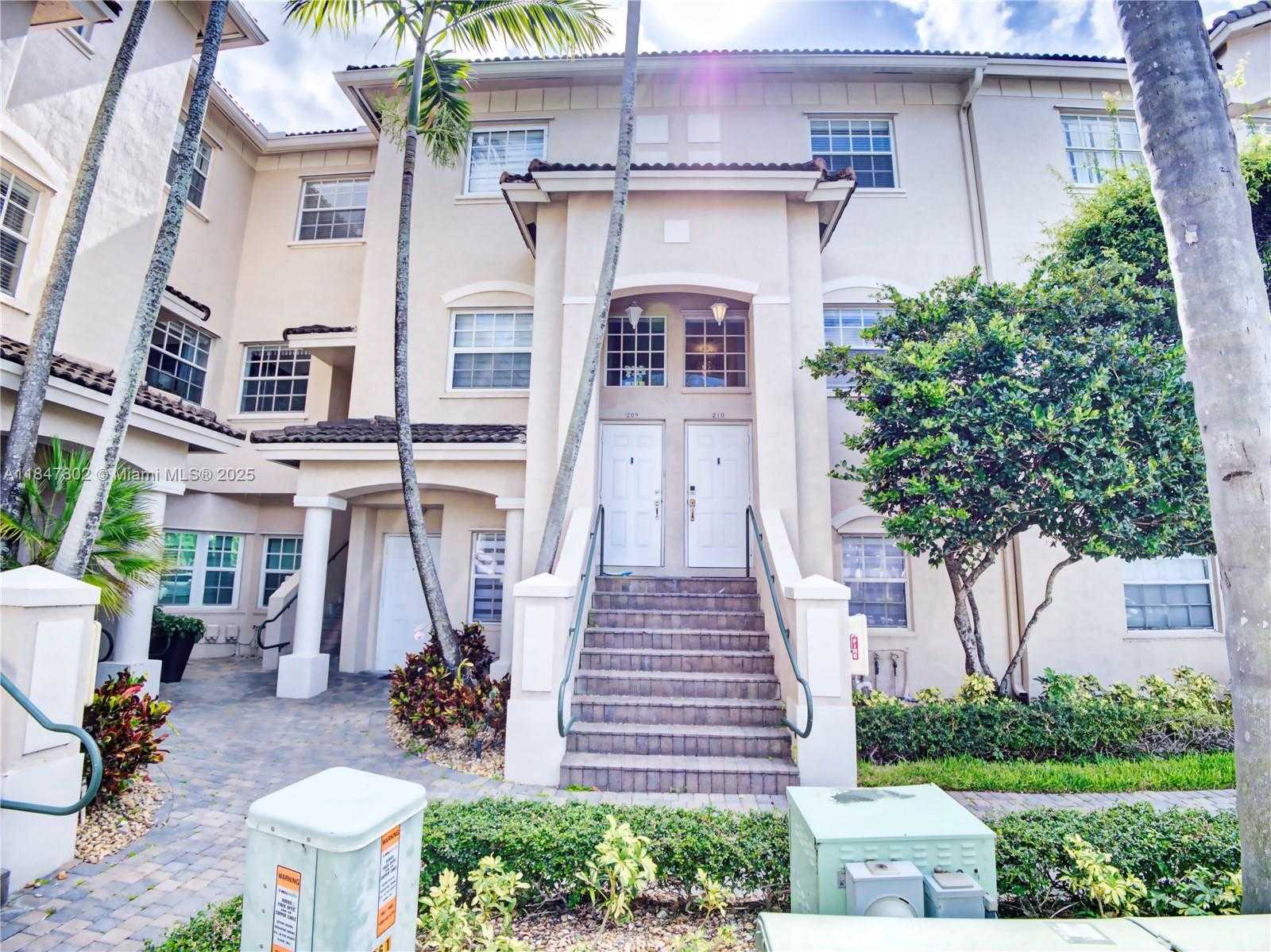 Small Image of 5630 NORTH WEST 114TH PATH #210, Doral Number 27