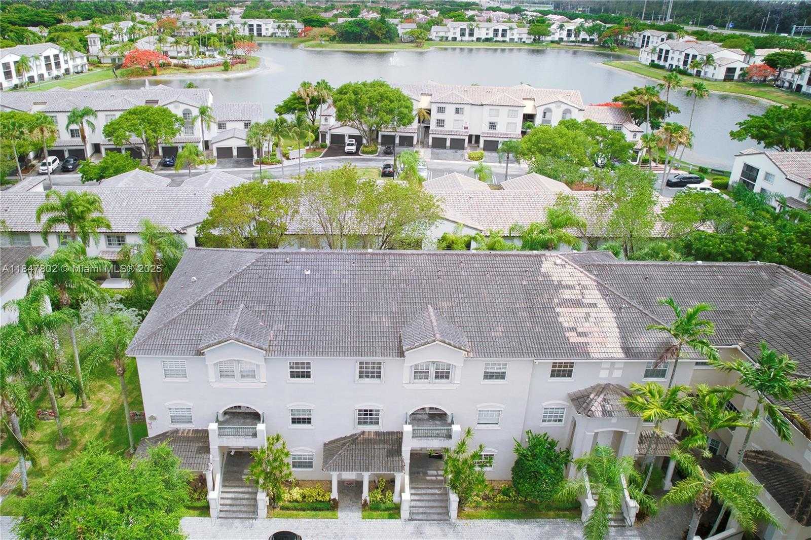 Small Image of 5630 NORTH WEST 114TH PATH #210, Doral Number 28