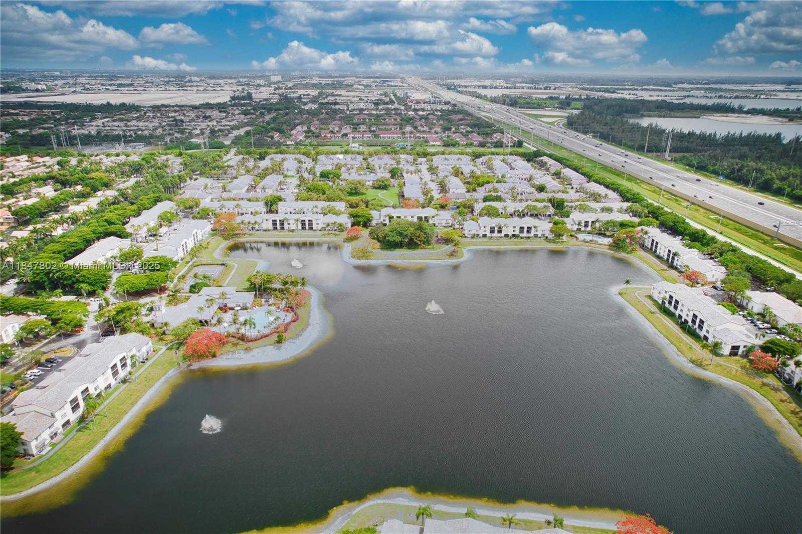 Small Image of 5630 NORTH WEST 114TH PATH #210, Doral Number 30
